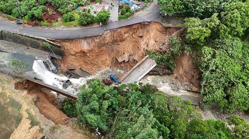 1141112台中神岡陽明山排水治理工程颱風前搶修完成 整治車籠埤排水 打通利農橋瓶頸兼顧改善上下游環境 水利局穩固河道護安居產品圖