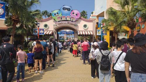 1141119加碼普發好康！中市府攜手旅宿業者「買萬送萬回饋加倍」 總統套房萬元入住產品圖