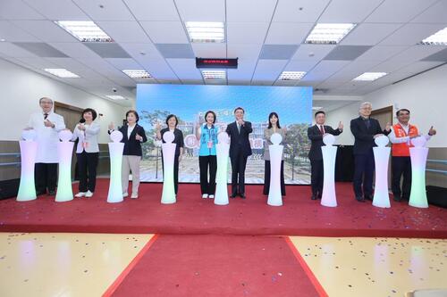 1141124衛生福利部所屬豐原醫院附設后里綜合長照機構啟動在地照護新篇章 針對在野黨揚言退回政院版財劃法 行政院長卓榮泰：盼找出可行之道