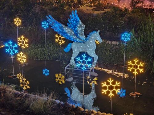 1141216迎耶誕、跨年與元宵！水利局點亮四大燈區　藍白冰河、飄雪效果打造最浪漫台中冬季