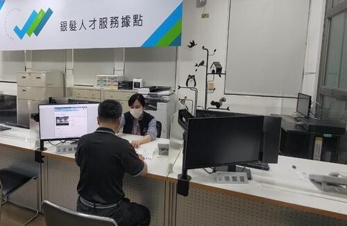 1141222中市銀髮就業網絡再擴大 海線銀髮人才服務據點年底試營運