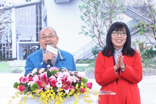 1141226獻給市民「愛的禮物」！東勢「許良宇圖書館」開館 盧市長：用愛照顧山城學子產品圖