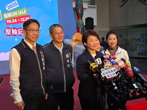 1150116台灣關稅15%不疊加 盧秀燕市長：政府盡力了「安心拚經濟」 如要轉到非美市場 也會繼續協助 吳宗學：這難道是一種前金後謝? 質疑15％關稅看似成果真正代價早已由全民先付