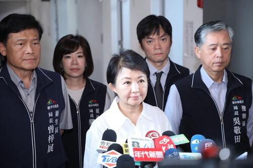 1150515醫美診所涉偷拍 反針孔擴大稽查出擊！ 盧秀燕市長：中市已清查40家醫療院所 查獲3家違法 重罰50萬、勒令停業半年