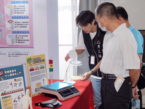 1150610助中高齡職涯再續航！ 中市府6/17北區樂齡就業徵才薪資上看7萬