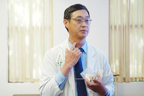 1150715甲狀腺手術後失聲二十多年 兩度治療仍未改善 醫:修正性手術助四旬婦人重拾自然嗓音