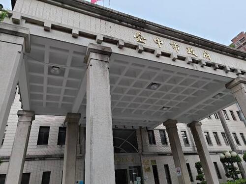 1150726裝潢自家不申報恐被罰 台中三年裝修申請逾3,700件 陳俞融議員籲市府加強宣導並簡化流程