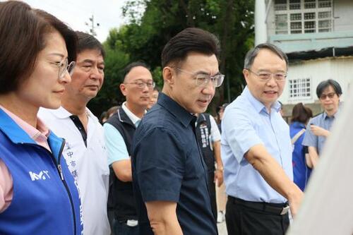 1150729爭取近3億修復八仙山林場宿舍群 江啟臣促「文化大串連、豐原大復興」產品圖