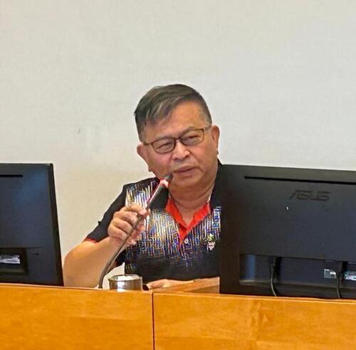 1150806和市府簽約提供折抵費用的合約診所數量偏低 中市議員李天生要求全額補助機台租金提高業者參與意願