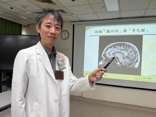 1150824走出憂鬱考上醫學系 21歲少女喜迎九月開學季「下個夢想當漂亮女醫師！」