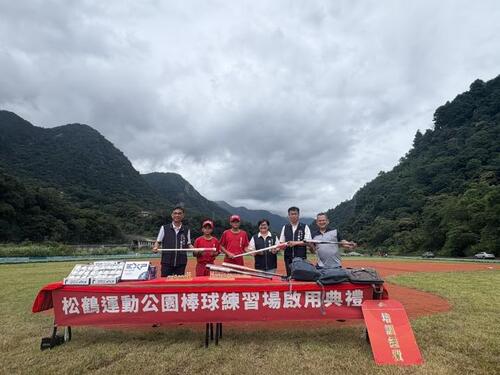 1150903世界冠軍有新主場！中市380萬打造松鶴棒球練習場 助德芙蘭少棒扎根逐夢