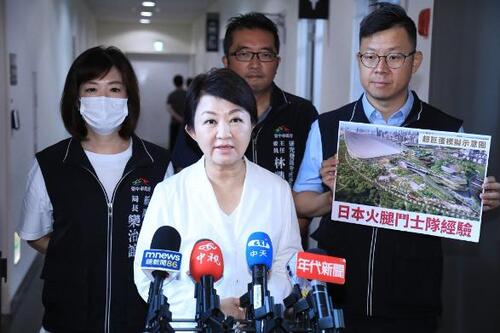 1150916蔣萬安遭綠營出征 盧秀燕批：對手攻擊妻小「沒格調」卸任在即滿意度民調一好ㄧ不優 盧秀燕：都尊重！