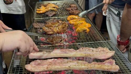 1150925中秋烤肉腸胃炎 就醫增2成   她疑吃未烤熟五花肉「慘坐馬桶3小時」