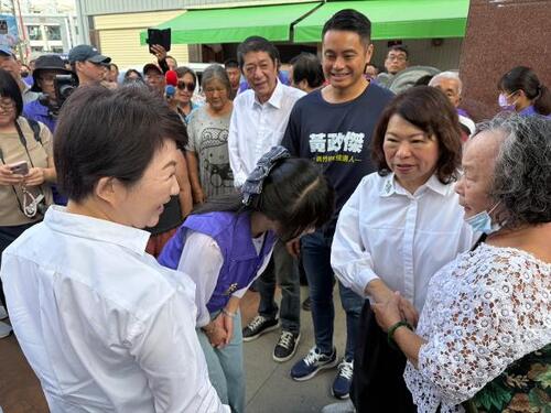 1150926盧秀燕攜黃敏惠 「學姊團」出動！力挺嘉義新女力吳品叡產品圖