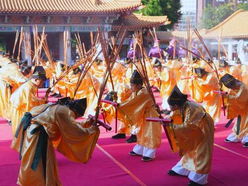 1150928千年禮樂再現台中！中市祭孔大典湧千人觀禮 賴副市長循古禮敬先師產品圖