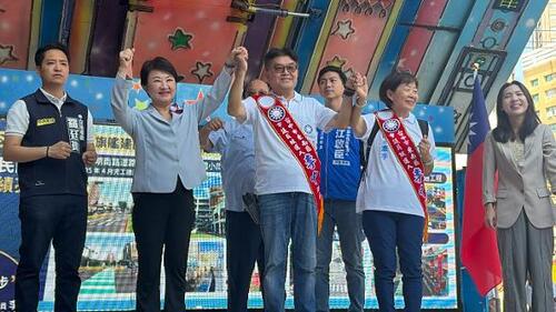 1151010為李中、牽手郭美魚披上競選綵帶 盧秀燕：台中的驕傲 強力推薦兩張好牌李中、江啓臣產品圖