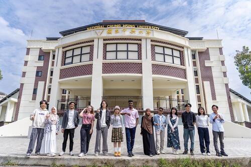 1150225《遠見》2026企業最愛大學生調查出爐 中興大學躍升全國第九 中部一般大學第一、農林漁牧業第一產品圖