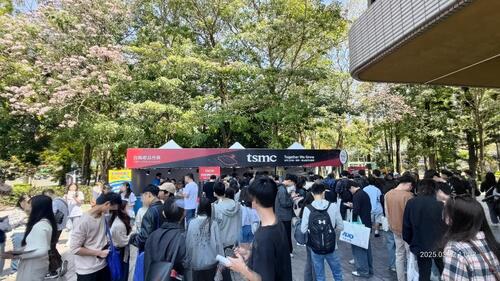 1150311中市府就業博覽會3/21中興大學登場 釋出7,000個職缺 薪資上看10萬元！