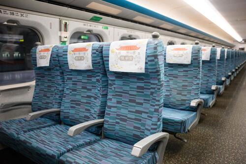 1150323搭高鐵「瘋媽祖 保平安」 祈福頭靠墊有靠有保庇！白沙屯媽祖進香期間增開車次 3/25（三）開放購票