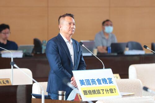 1150327對美交流持續升溫 盧秀燕出席美國商會晚宴：盼中央釋善意促團結