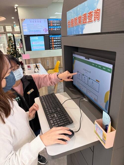 1150401專業諮詢化解職涯低潮！中彰投分署助青年護理師重啟職涯成功轉職ICU