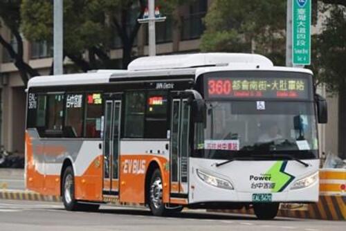 1150405運輸效能優化！幹線公車六線齊發 公車服務無距離