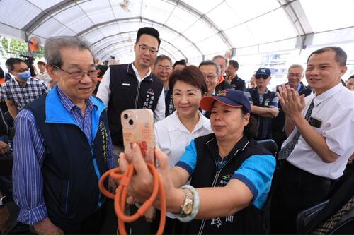 1150413鄭習會中共送大禮包 盧秀燕籲賴政府：勇於回應善意  引進印度移工社會反彈大！ 盧秀燕：任何政策都要尊重民意