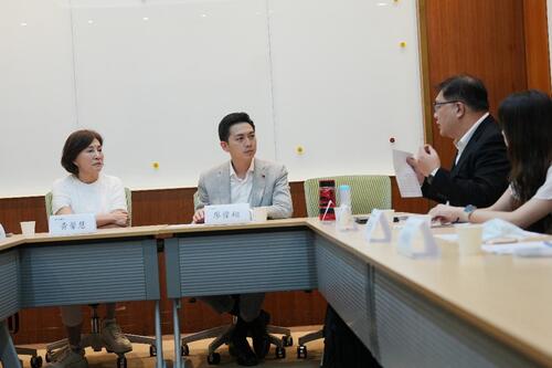 1150416身障家屬免牌照稅稅新制卡關！黃馨慧促檢討 中央財政部承諾將放寬認定標準