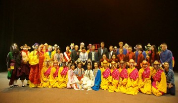 榮興客家劇團海外售票公演 「真假美猴王」在美獲滿堂采  |桐花樹下打嘴鼓