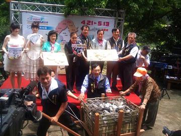 2012新北市桐花祭花開了  |花哩嗶啵Hakka當後生